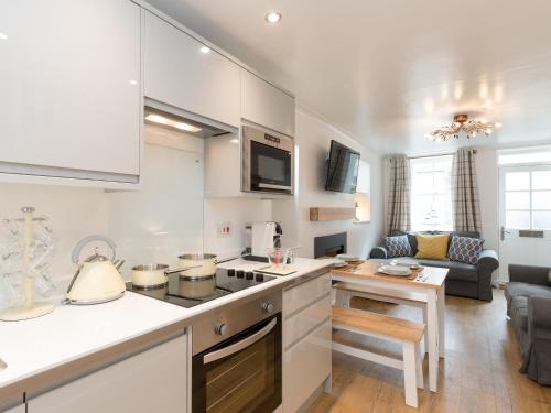 One Beckside Cottage