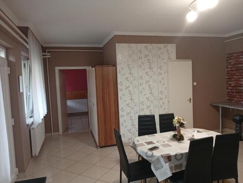 Pingpong Apartman - image 12