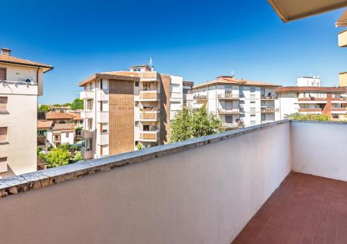 Kilátás, Landi 10 - 2 Camere, parcheggio, ascensore, vicino al Centro in San Michele