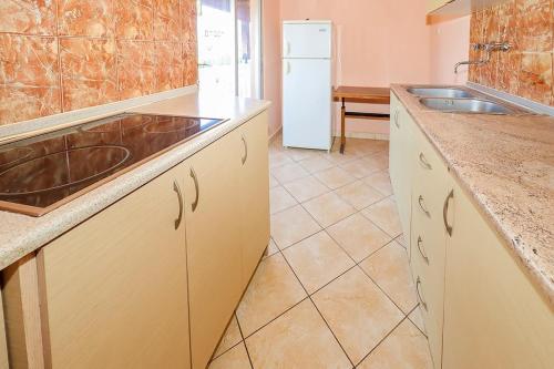 廚房, Makrygialos-Atlantis in 麥克里吉亞洛斯