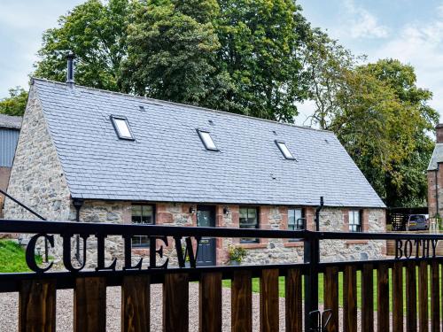 Зовнішній вигляд готелю, Cullew Bothy in Кірріемуір