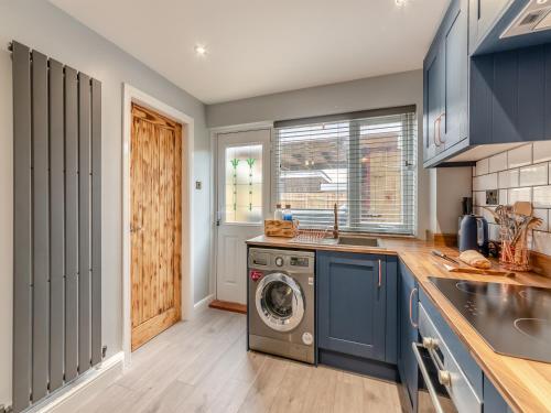 Exterior view, Druridge Hideout in Broomhill