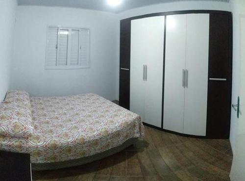 Casa grande a 1 quadra da praia in Sao Lourenco do Sul