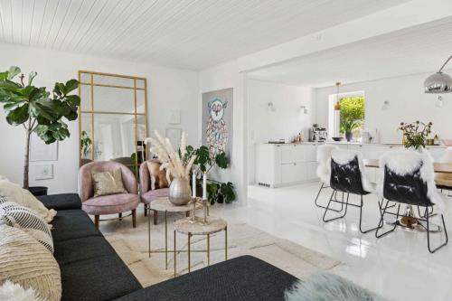 Facilities, Idyllic Cliffside Villa With Stunning Sea Views in Sandvig