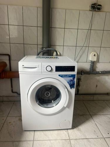 Spacious Flat with 3 bedooms for 5-8 guests, Zeitz (foto 4)