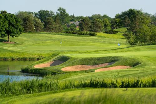 The Glen Club - image 3