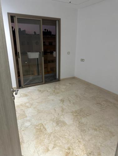 Superb appartement moyen standing au cœur de Aïn Sebàa, Casablanca (fotografie 4)