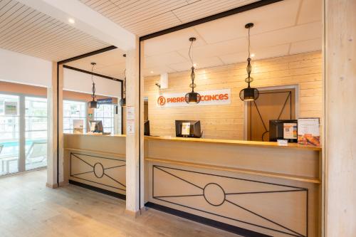 ล็อบบี้, Residence Pierre & Vacances Le Domaine du Bois de la Gree in พอร์นิเชต์