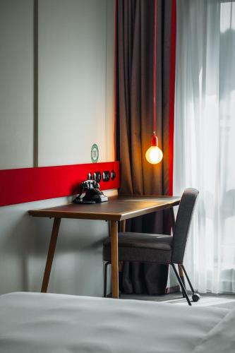 Pentahotel Prague - main image