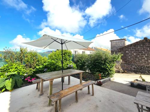 Refúgio da Salga (Refugio da Salga) in ซานตานา