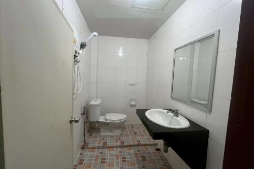 Double Room without window with Private Bathroom  image 10