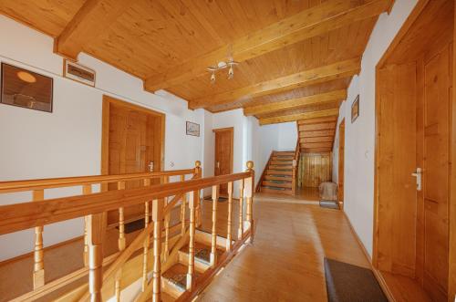設施, 瓦納托魯爾旅館 (Pensiunea Vanatorul) in 伯伊萊圖什納德