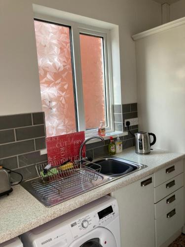 ห้องครัว, Number Eight in เขตมอเตอร์เวย์