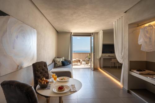 Junior Suite image 10