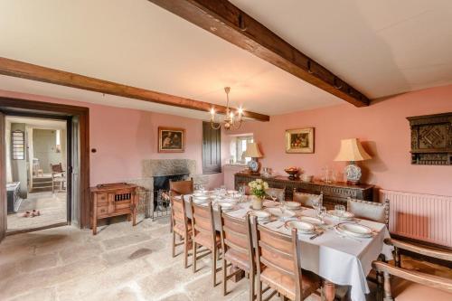 บริการและสิ่งอำนวยความสะดวก, Elton House in เอลตัน