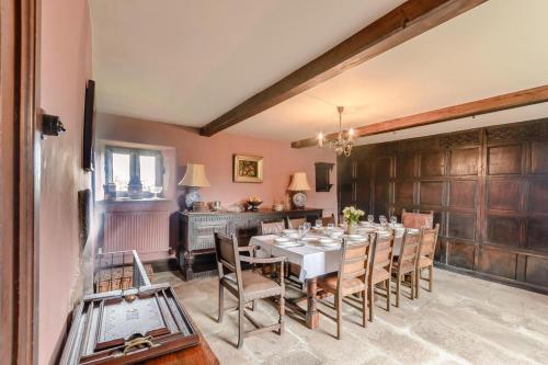 บริการและสิ่งอำนวยความสะดวก, Elton House in เอลตัน