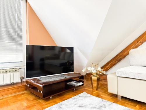 Three-Bedroom Apartment image 2