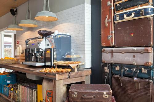 Van Heeckeren Hotel - image 7