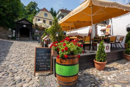 Pensiunea Bastion - La Strada - in 锡吉什瓦拉