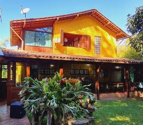 2 bedrooms, 6 beds