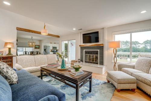 Private Beach Access and Hot Tub Kitty Hawk Haven in Kitty Hawk (NC)