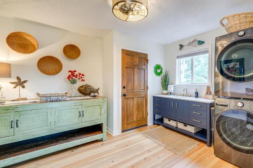 Private Beach Access and Hot Tub Kitty Hawk Haven in Kitty Hawk (NC)