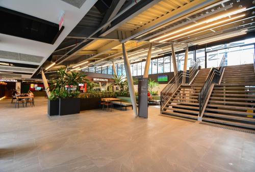 Restaurant, Luxuoso Studio em frente a UFSC e HU - CEN011 in Trindade