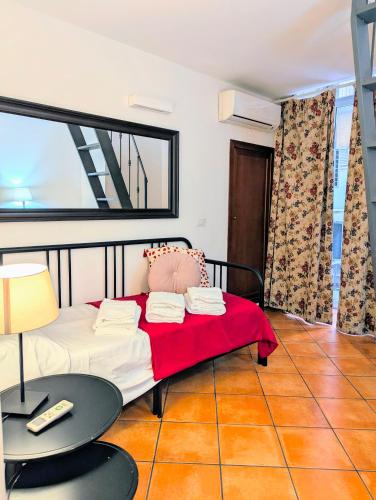 Economy Double Room image 10