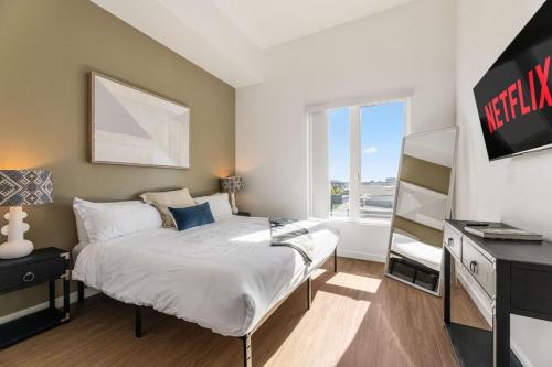 Arts District Stay, Walk to Little Tokyo with Parking, Los Angeles