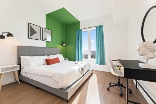 Unique 1-Bedroom DTLA Escape with City Views - image 5