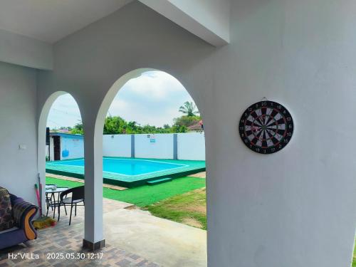 PRIVATE VILLA 6room near beach,wifi,netflix,fullchannel astro,privatepool,karaoke,cuckoo walking to  near Cape Rachado