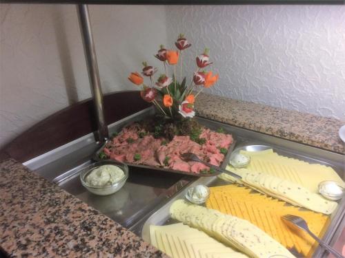 Hotel-Restaurant Cafe Caro - image 12