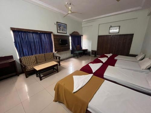 Hotel Harsha International