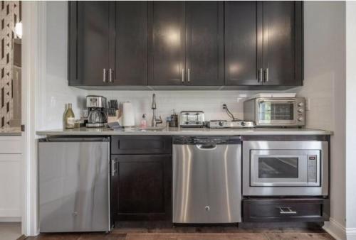NEW - Heart of SOHO. Minutes to Downtown/Stadium 2 in Tampa, USA