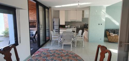 Casa en La Florida a metros rio in Celedonio Escalada