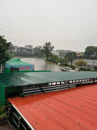 Hotel Lavish Inn - image 5