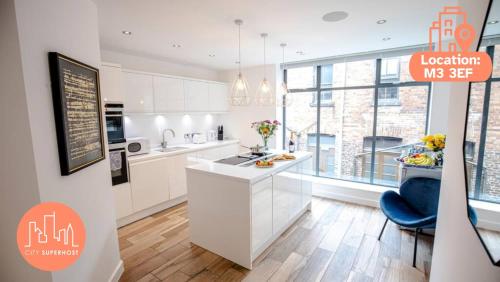 City SuperHost: Luxury Deansgate Townhouse gîte à louer Jurys Inn Manchester
