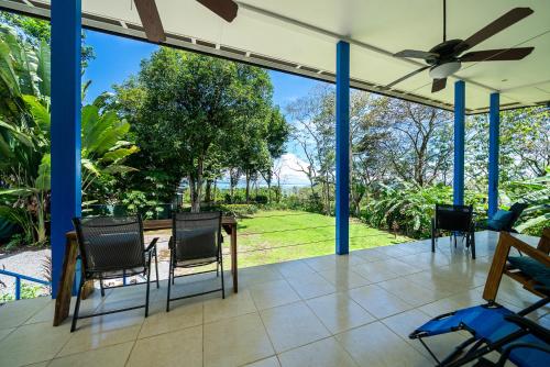 Ocean View Modern dreamhouse 2 in Pavones