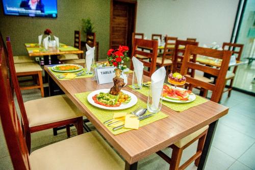 Hotel Yatchenin Yamoussoukro in 야무수크로