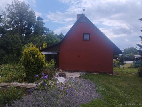 Chata in Doubravice (Hradec Kralove)
