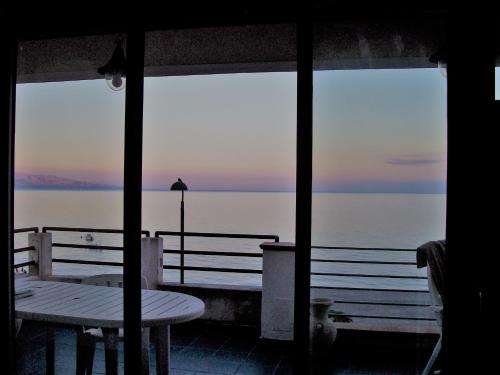 Casa Marina in Ali Terme