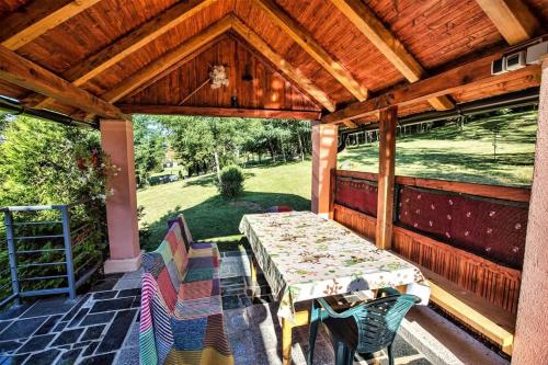 Kuća za odmor Mia u Lici (Kuca za odmor Mia u Lici) in Perušić