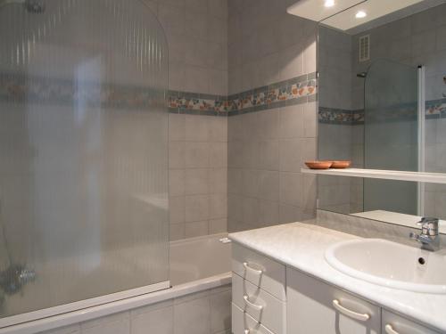 Studio cosy sud-ouest à 500m des pistes avec Wifi, balcon - FR-1-449-16 (Studio cosy sud-ouest a 500m des pistes avec Wifi, balcon - FR-1-449-16) in ティニュ