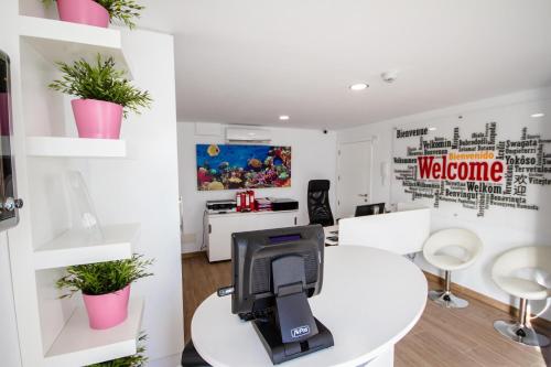 IG Nachosol Premium Apartments by Servatur (Adults Only) - image 5