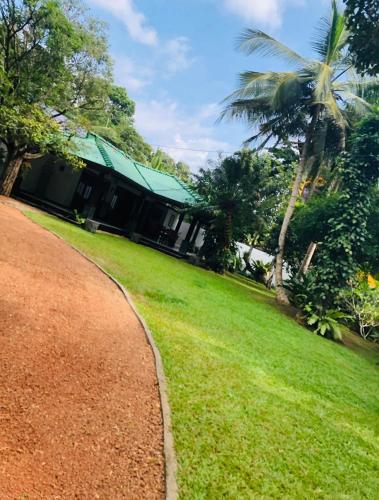 EBONY Garden - Hikkaduwa - image 3