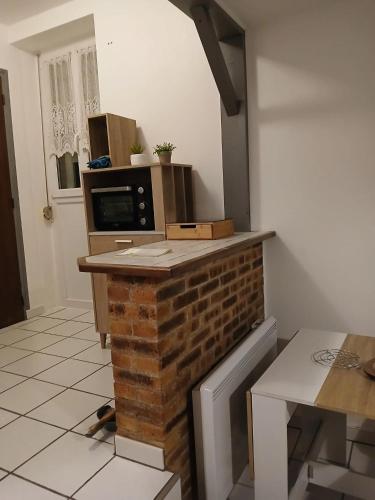 Studio cosy à Sedan avec jardin clôturé de 22 m² (Studio cosy a Sedan avec jardin cloture de 22 m²) in เซด็อง