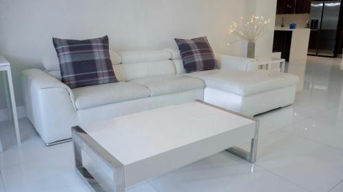 Ocean Reserve Comfortable Vacation Apartment - 00388 in Miami Beach, USA