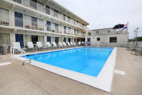 Exterior view, Lark Motel in Stone Harbor (NJ)