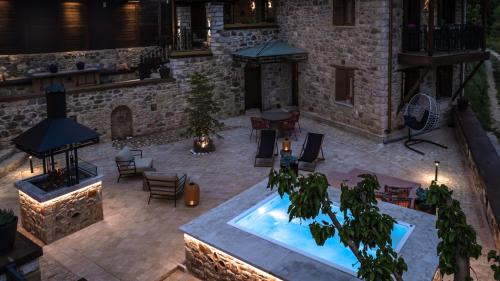 ทัศนียภาพภายนอกโรงแรม, La Villa de Madeleine - Stone Villa with outdoor hot tub in Arcadia, Peloponnese in อากีออส อิโออันนิส (วอเรีย คีนูเรีย)
