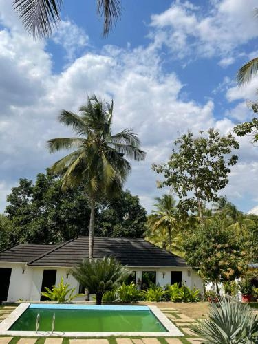 BiG LUXURY VILLA in Kibaha